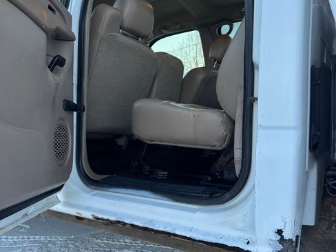 Used 2005 Chevrolet Silverado 2500 HEAVY DUTY image 16