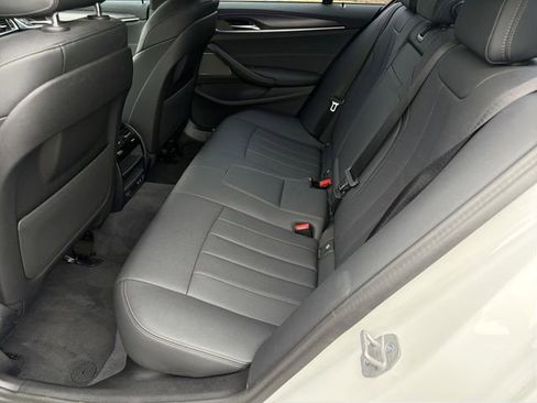 Used 2023 BMW 540i w/ M Sport Package image 22