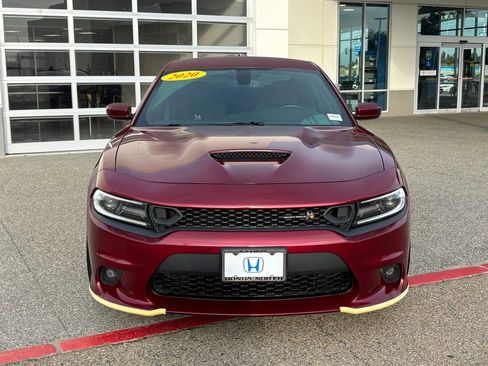 Used 2020 Dodge Charger Scat Pack w/ Navigation & Travel Group RWD image 2