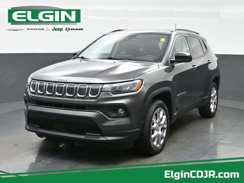 Used 2022 Jeep Compass Latitude AWD/4WD image 1