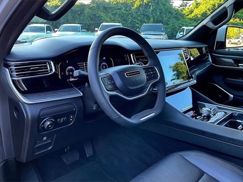 Used 2022 Jeep Wagoneer Series III image 14