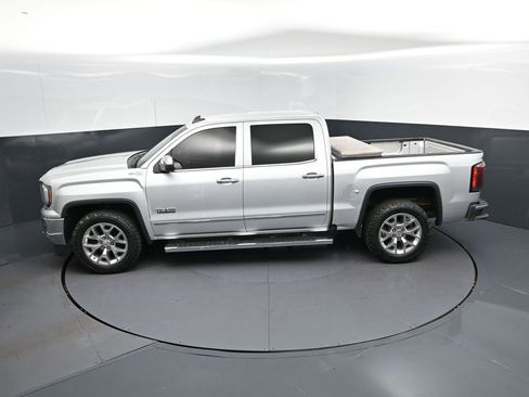 Used 2018 GMC Sierra 1500 SLT w/ Texas SLT Premium Package AWD/4WD image 34