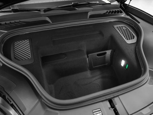 New 2026 Porsche Macan 4 Electric AWD/4WD image 16