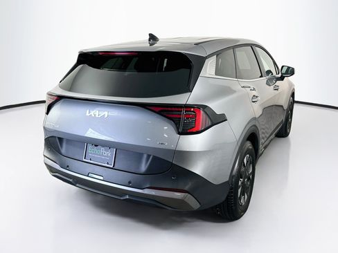 Used 2026 Kia Sportage LX FWD image 9