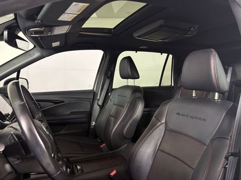 Used 2021 Honda Pilot Black Edition image 18