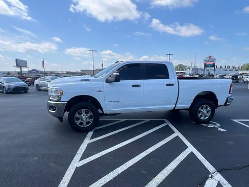 Used 2024 RAM 2500 Big Horn w/ Off Road Package AWD/4WD image 4