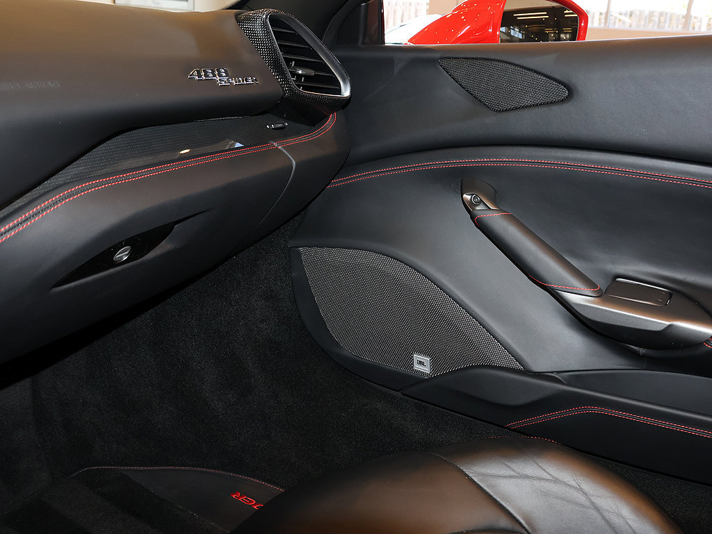 Certified 2017 Ferrari 488 Spider RWD image 91