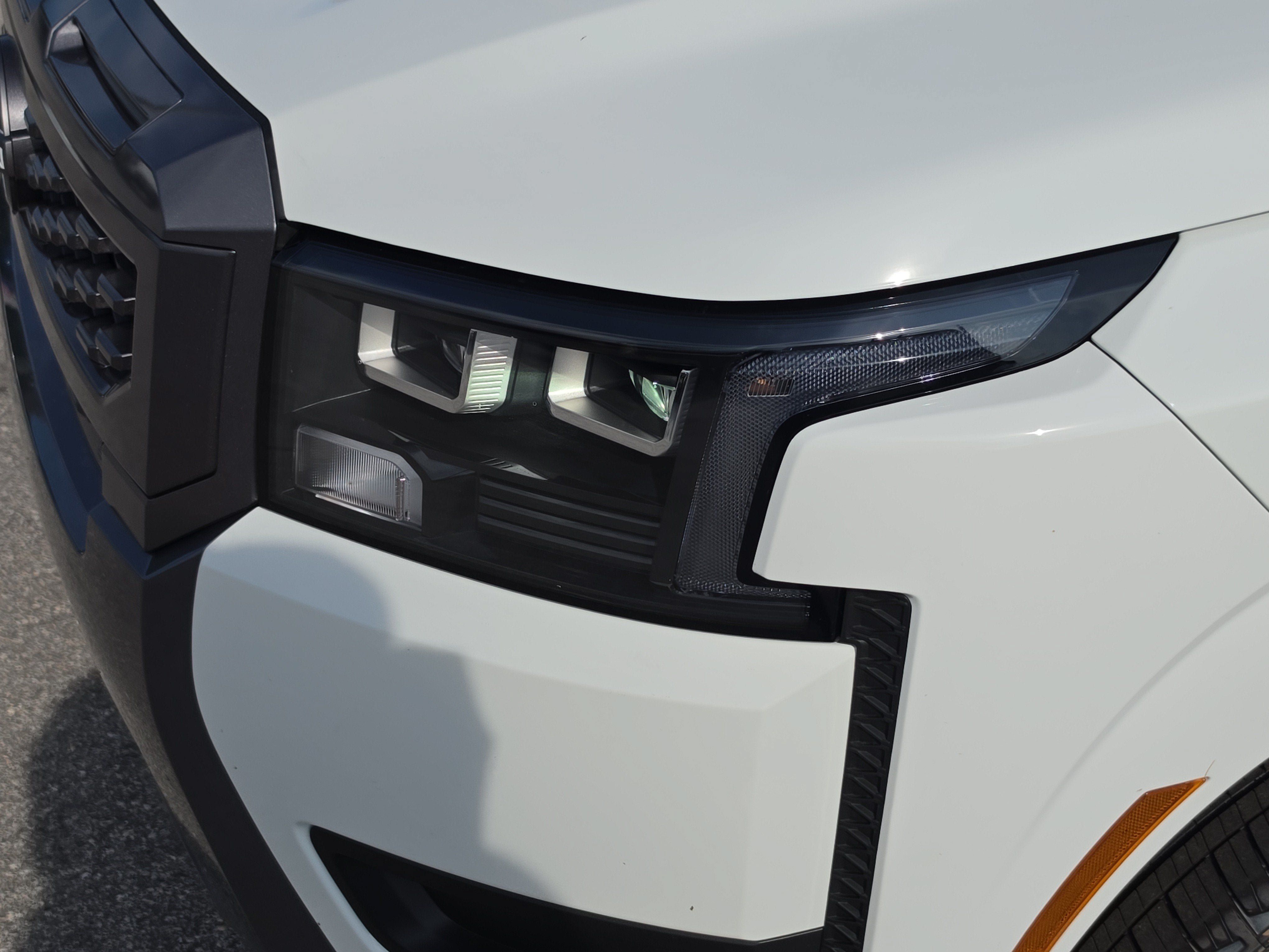 New 2026 Nissan Frontier SV w/ SV Convenience Package RWD image 9
