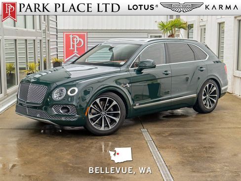 Used 2017 Bentley Bentayga image 1