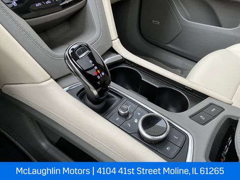 Certified 2023 Cadillac XT6 Premium Luxury image 31