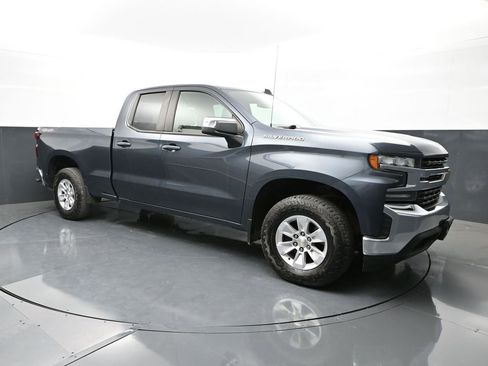 Used 2020 Chevrolet Silverado 1500 LT w/ Trailering Package AWD/4WD image 5