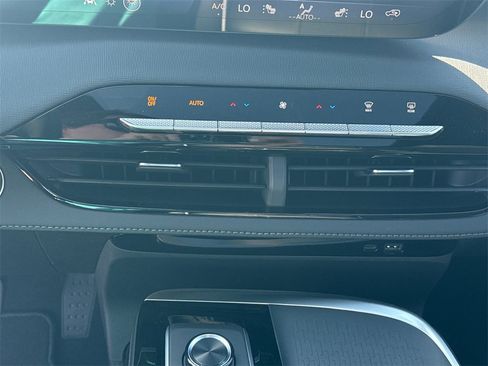 New 2026 Buick Enclave Sport Touring w/ Power Package image 25