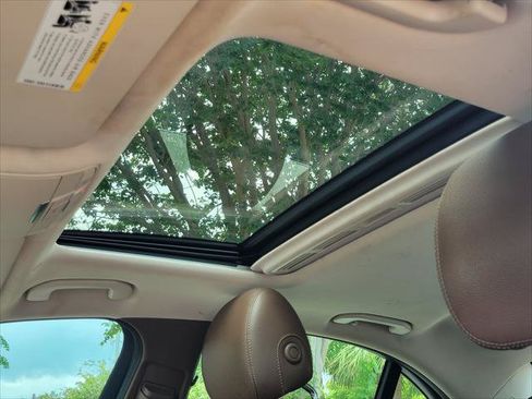 Used 2020 Mercedes-Benz E 350 Sedan w/ Parking Assistance Package image 20