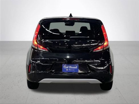 Used 2023 Kia Soul LX image 10