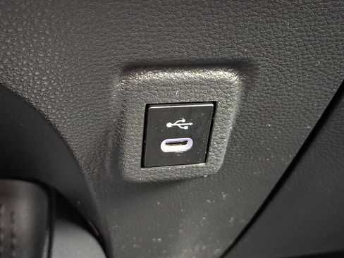 Used 2024 Toyota Corolla LE image 23