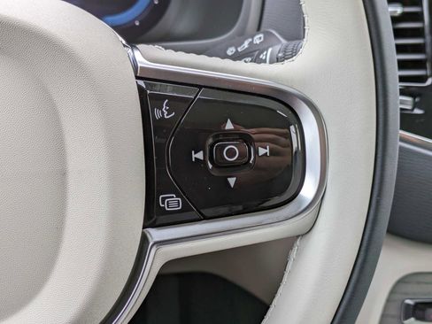 Certified 2024 Volvo XC90 T8 Plus AWD/4WD image 22