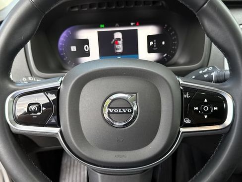 Used 2023 Volvo XC90 B6 Plus w/ Protection Package Premier AWD/4WD image 11