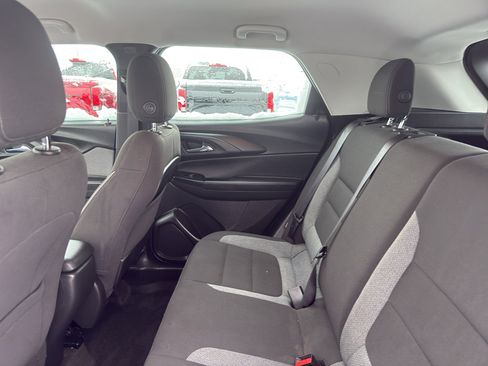 Used 2021 Chevrolet TrailBlazer LS image 30