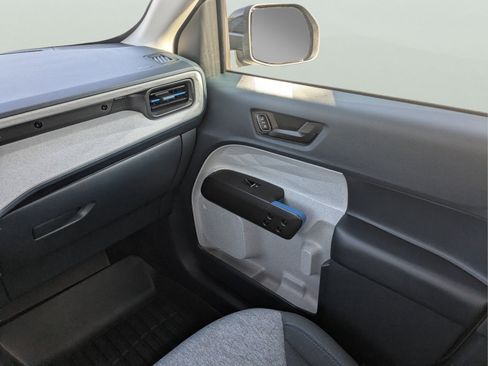 Used 2025 Ford Maverick XLT w/ XLT Luxury Package FWD image 15