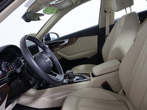 Used 2023 Audi A4 2.0T Premium w/ Convenience Package image 18