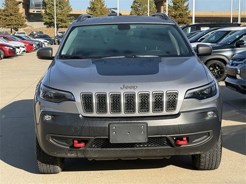 Used 2020 Jeep Cherokee Trailhawk w/ Comfort/Convenience Group image 8