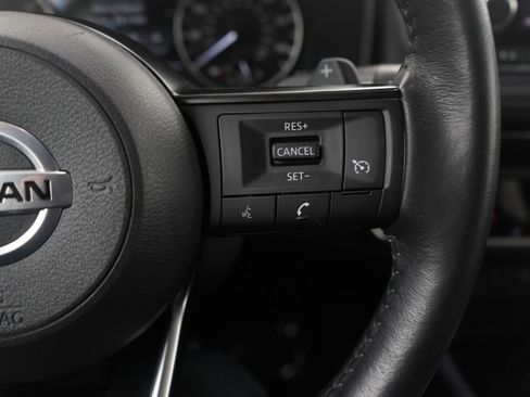 Used 2021 Nissan Rogue S image 27