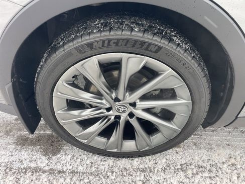 Used 2025 Toyota Crown Platinum image 15