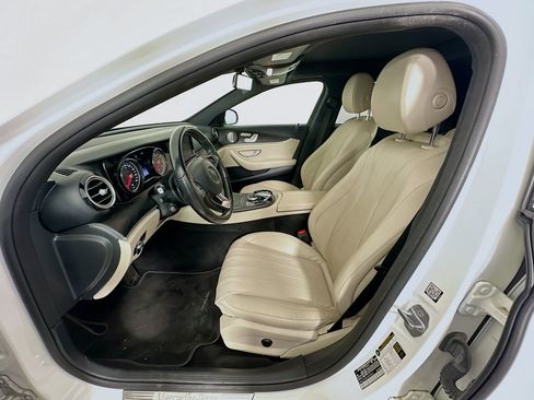 Used 2018 Mercedes-Benz E 300 image 13