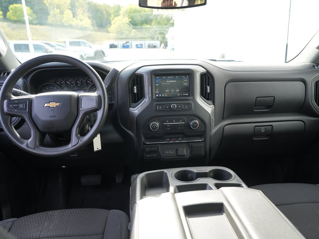 Used 2021 Chevrolet Silverado 2500 Custom w/ Custom Value Package AWD/4WD image 23