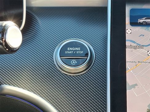 Certified 2025 Mercedes-Benz C 300 4MATIC Sedan image 23