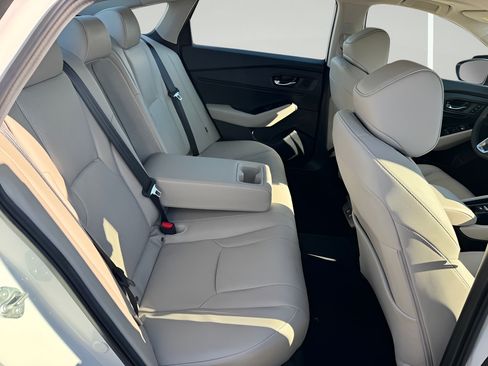 Used 2025 Honda Accord Touring image 12