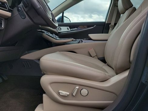 Certified 2023 Lincoln Nautilus Reserve w/ Equipment Group 202A image 17