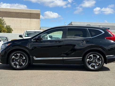 Used 2018 Honda CR-V Touring image 9