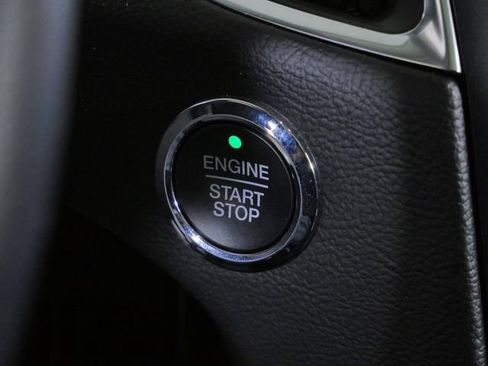 Certified 2024 Ford Edge Titanium AWD/4WD image 24