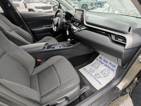 Certified 2021 Toyota C-HR LE image 14