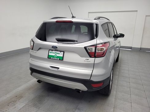 Used 2018 Ford Escape SE image 7