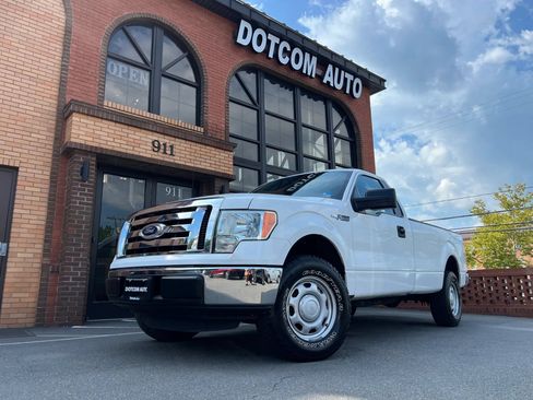 Used 2012 Ford F150 XL w/ XL Decor Group RWD image 3