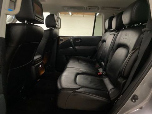 Used 2011 INFINITI QX56 2WD w/ Theater Pkg image 21