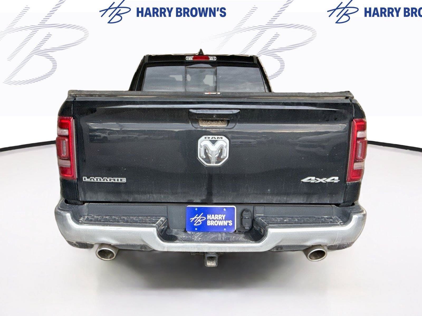 Used 2023 RAM 1500 Laramie AWD/4WD image 9