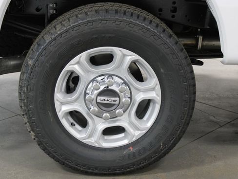 New 2026 Ford F250 XLT image 15