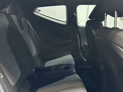 Used 2019 Hyundai Veloster 2.0 FWD image 25