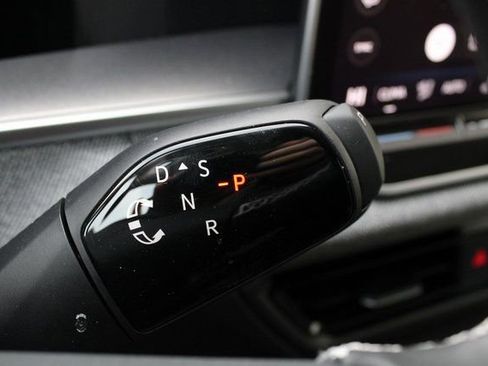 New 2026 Volkswagen Tiguan S image 14