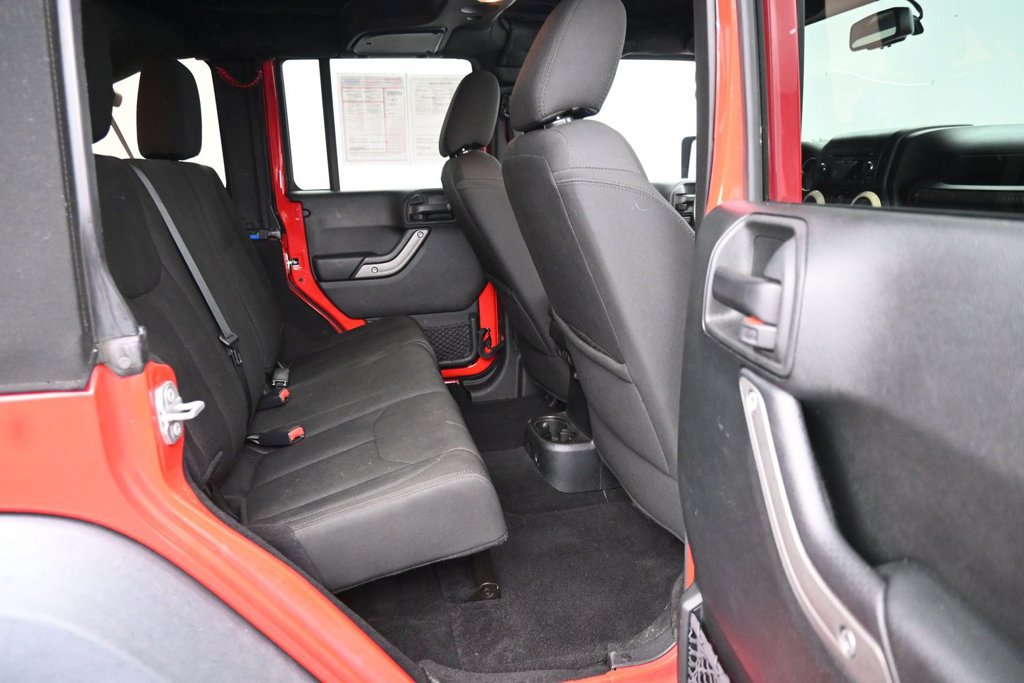 Used 2018 Jeep Wrangler Unlimited Sport S AWD/4WD image 12