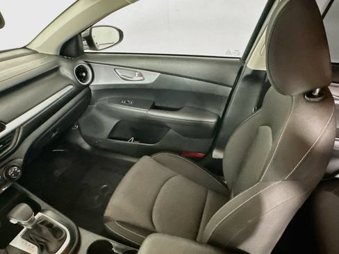 Used 2024 Kia Forte LXS FWD image 22