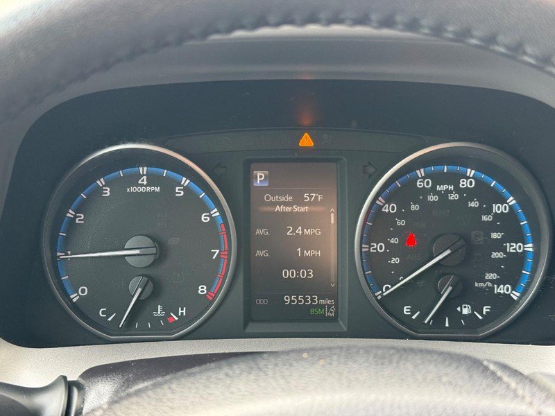 Used 2018 Toyota RAV4 XLE AWD/4WD image 22