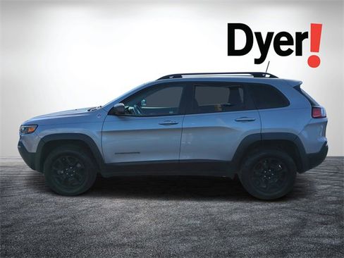Used 2019 Jeep Cherokee Trailhawk w/ Trailer Tow Group image 6