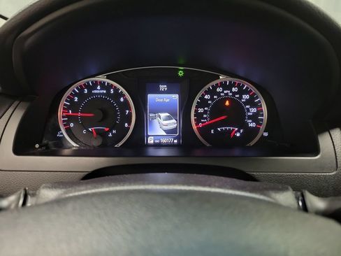 Used 2015 Toyota Camry SE FWD image 25