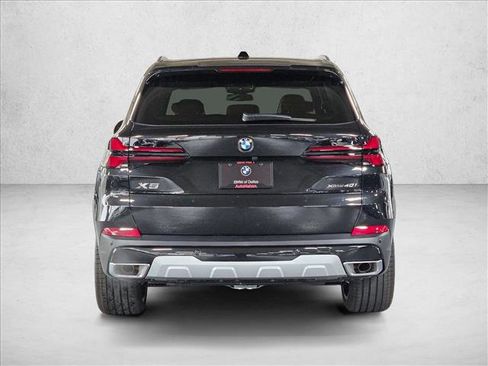 Used 2026 BMW X5 xDrive40i image 6