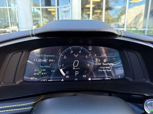 Used 2022 Chevrolet Corvette Stingray Premium Conv image 70