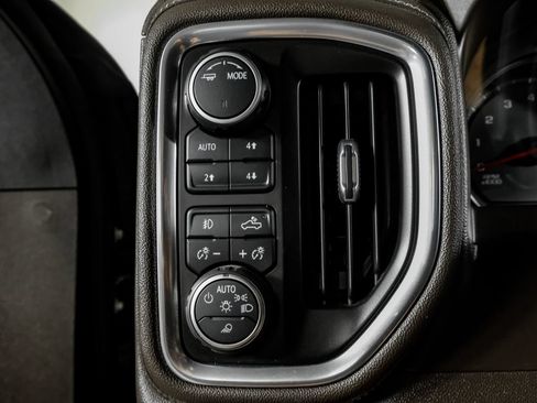 Used 2020 Chevrolet Silverado 2500 LTZ AWD/4WD image 25